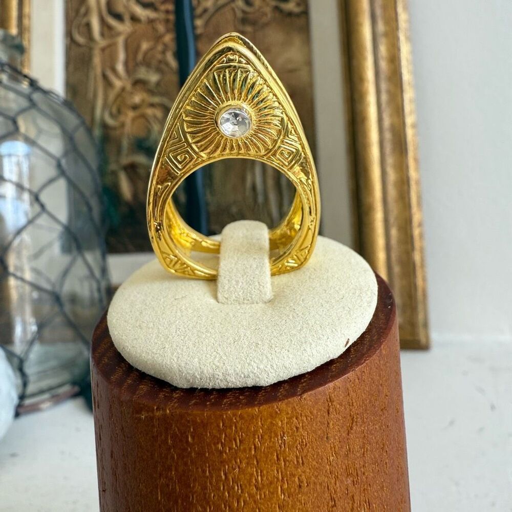 Unsigned 3D Gold Tone Rhinestone Ring 8